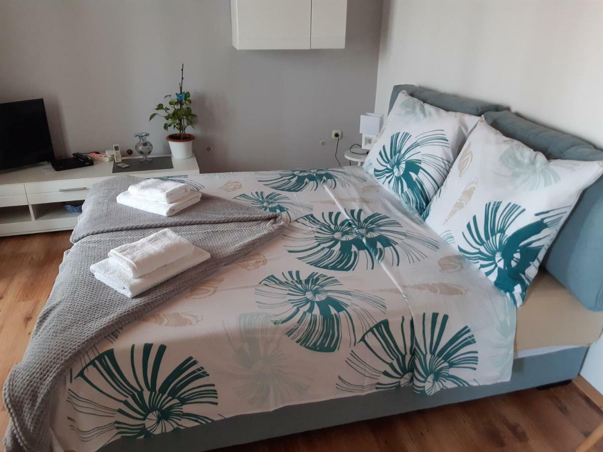 Apartment Neven Rovinj Parking Place מראה חיצוני תמונה